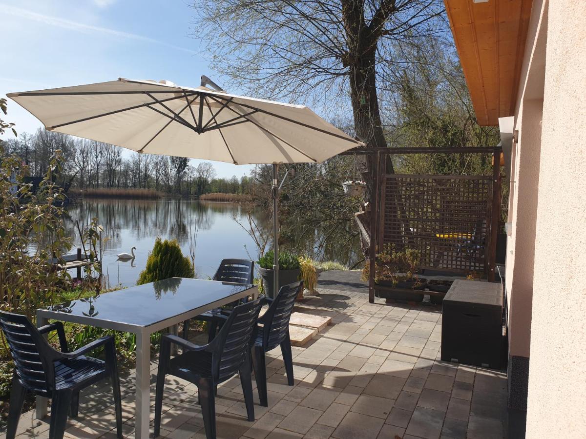 Ferienoase An Der Wublitz Villa Potsdam Exterior photo